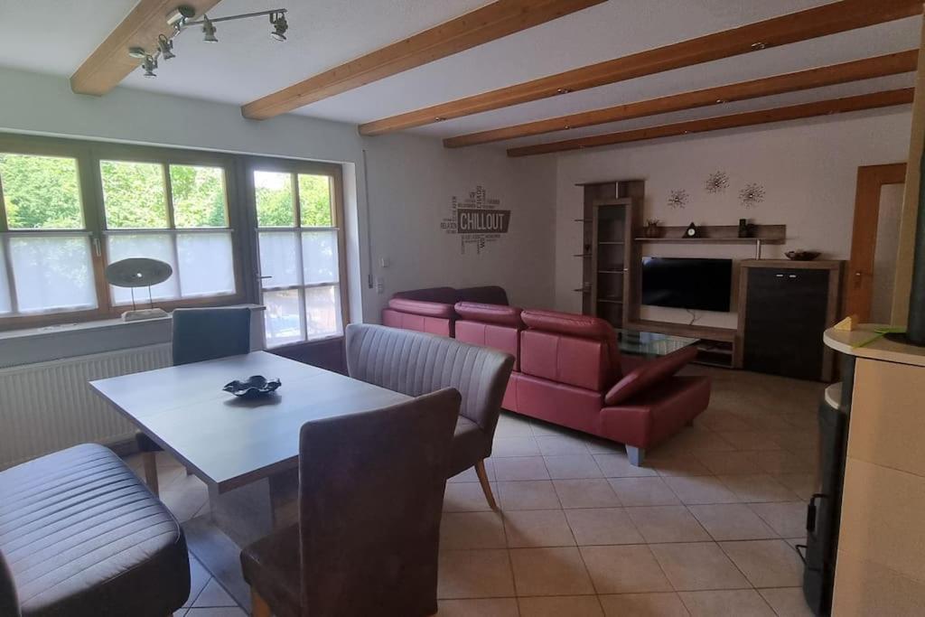Roberts Ferienwohnung Im Hammerbachtal Offenhausen Esterno foto
